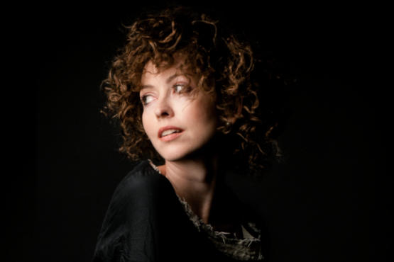 Simone White