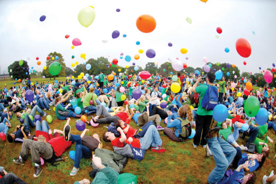 Improv Everywhere's MP3 Experiment