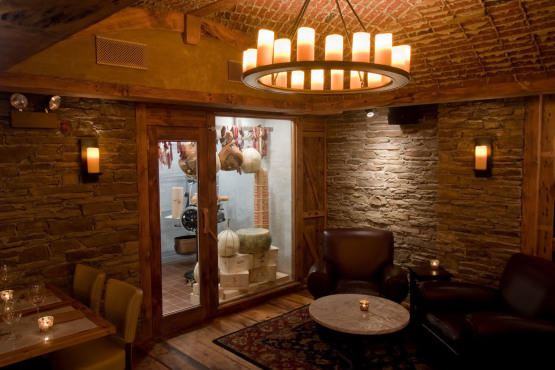 DiSottoEnoteca.venue03.jpg
