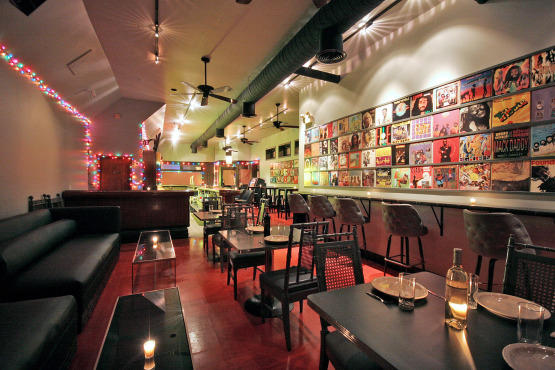 mr.brownslounge.venue.jpg