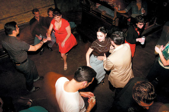 Simones1.venue.jpg