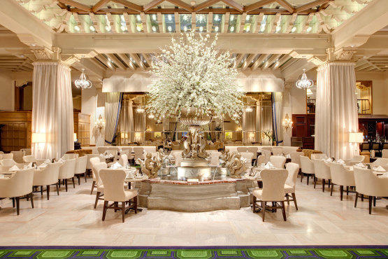 DrakeHotelPalmCourt.jpg