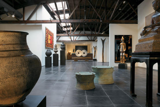 DouglasDawsonGallery.venue.jpg