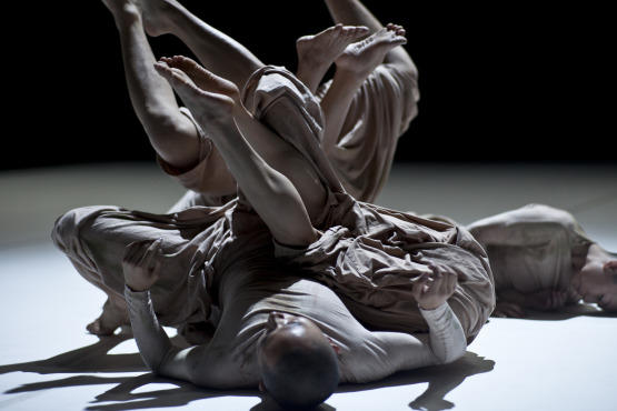Tao Dance Theater performs as part of Visions + Voices: China at NYU Skirball