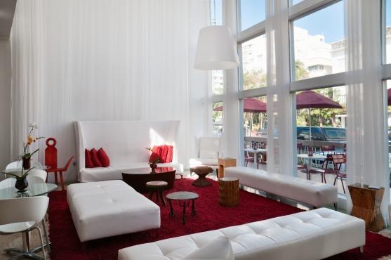 Catalina Hotel & Beach Club