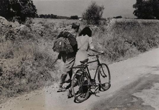 Robert Capa (1913-1954)