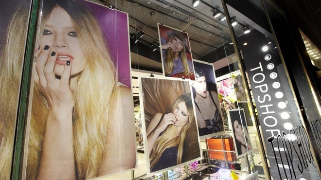 SHOPPING_Topshop_OxfordST_Press_003.jpg