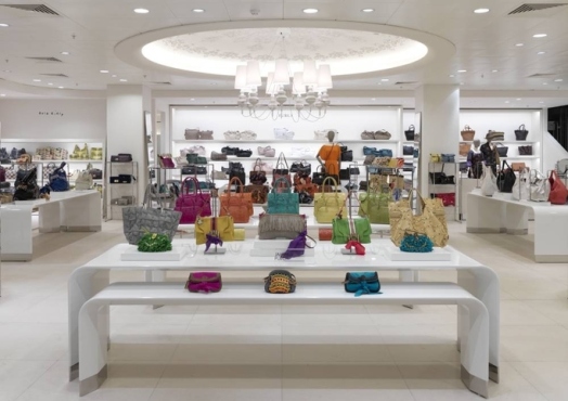 SHOPPING_Fenwicks_Press2011_004.jpg