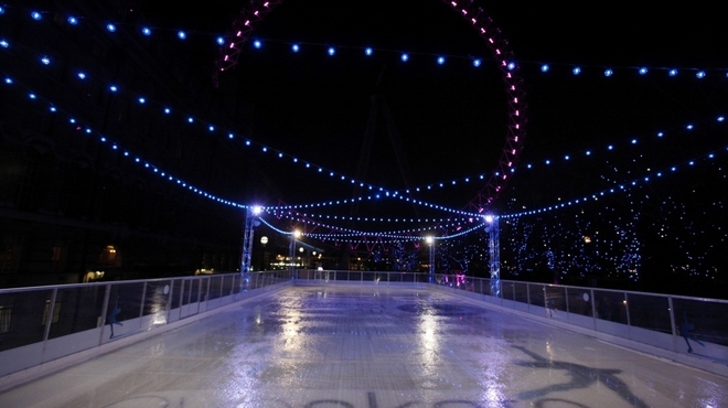 London Eye ice-rink sml.jpg