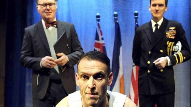 Theatre_A few man Fridays_C.jpg