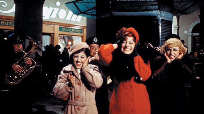 688.x600.film.amarcord.jpg