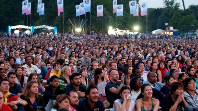 LondonLiveVicPark.jpg