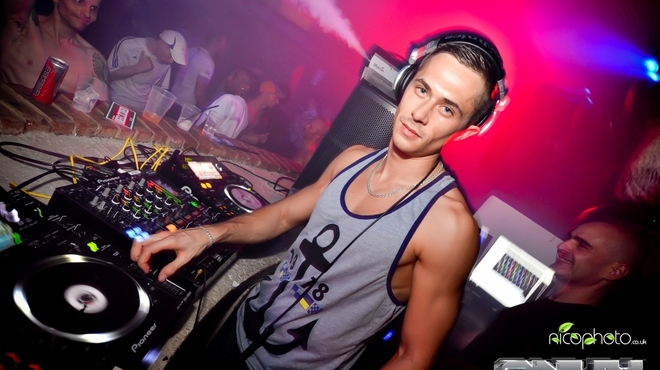 MATT BOGARD:Onyx - DJ.jpg
