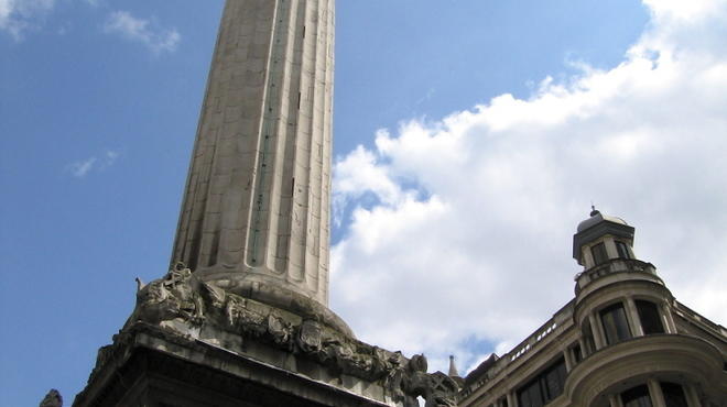 Monument002.jpg