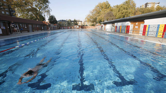 AT_lidos_londonfieldslido_CREDIT_Jonathan Perugia.jpg