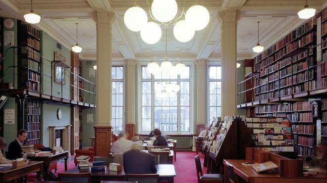 Venue_londonlibrary_readingroom_2010press_CREDIT_Paul Raftery.jpg