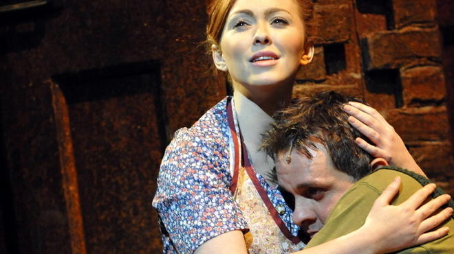 THEATRE_BloodBrothers_Press2011.jpg