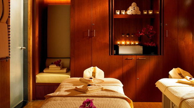 SHOPPING_SpaAtChanceryCourt_press2011.jpg