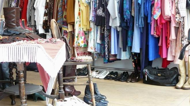 SHOPPING_FrockneyRebel_press2011.jpg