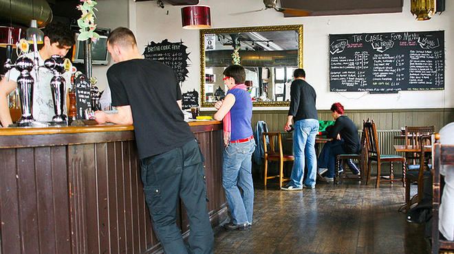 FOOD_TheCastle_NottingHIll_Press2011.jpg