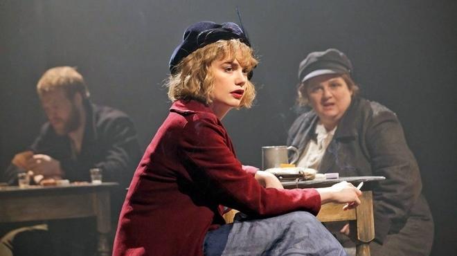 THEATRE_AnnaChristie_CREDIT_JohanPersson_press2011.jpg