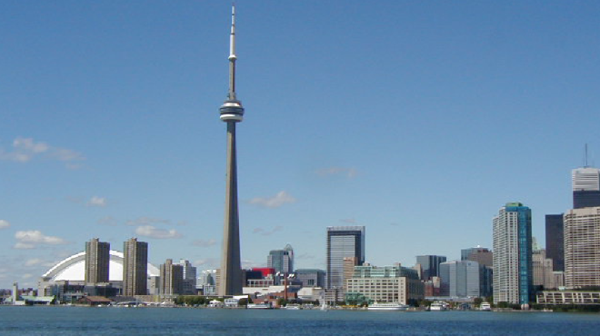 Toronto skyline with the CN Tower