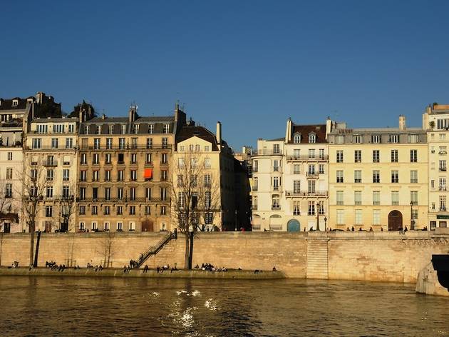 Île Saint-Louis, 75004 Paris, Île-de-France Île Saint-Louis, 75004 Paris, Île-de-France