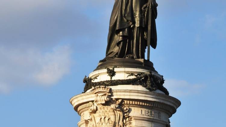 Statue de la République, Paris.