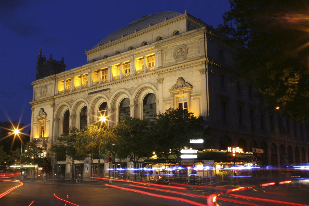 Театр де ля виль в париже