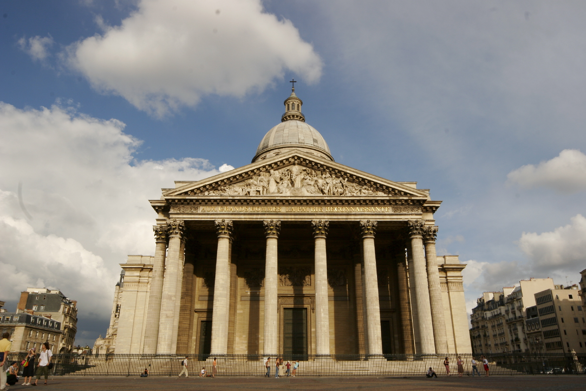 Le Panthéon Attractions in Quartier latin, Paris