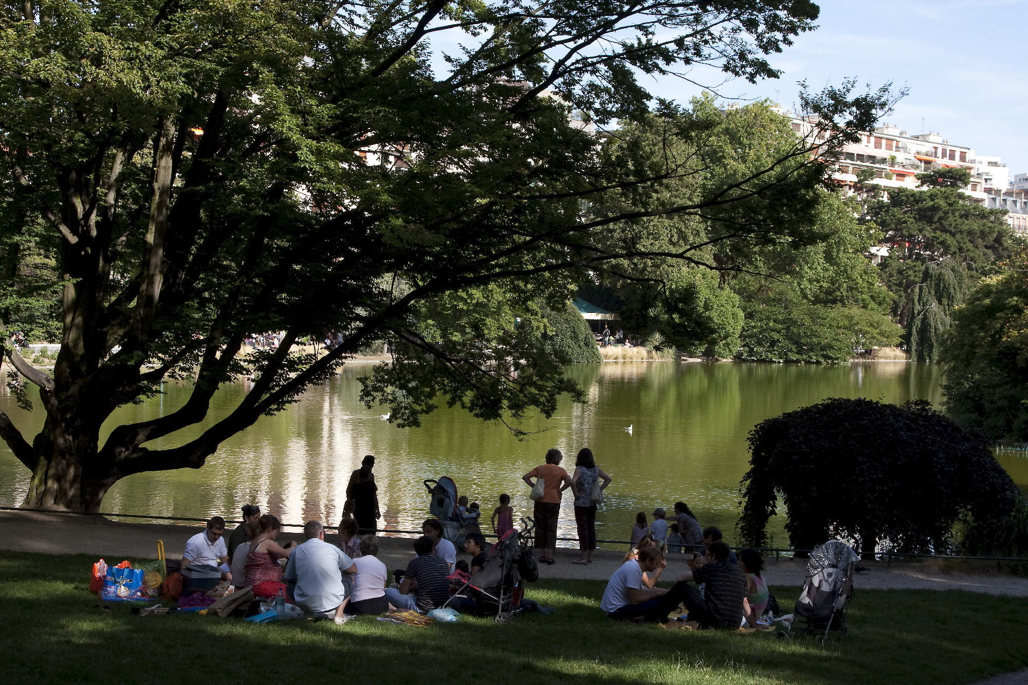 Parc Montsouris Attractions in 14e arrondissement, Paris