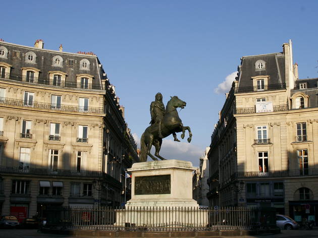 Place des Victoires Place des Victoires