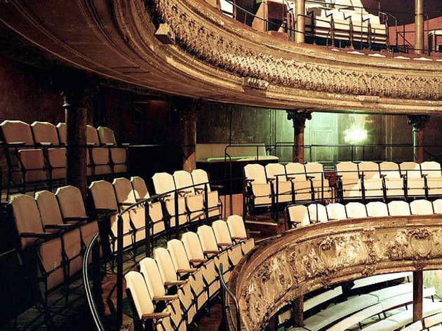 Théâtre des Bouffes du Nord | Theatre in Gare du Nord, Paris