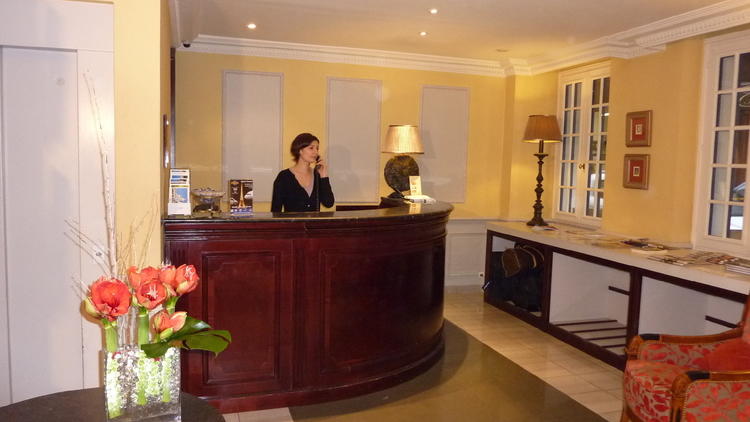 Résidence Hôtel des Trois Poussins Résidence Hôtel des Trois Poussins