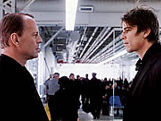 PULP DICTION Willis, left, and Hartnett break out the tough-guy chatter PULP DICTION Willis, left, and Hartnett break out the tough-guy chatter.