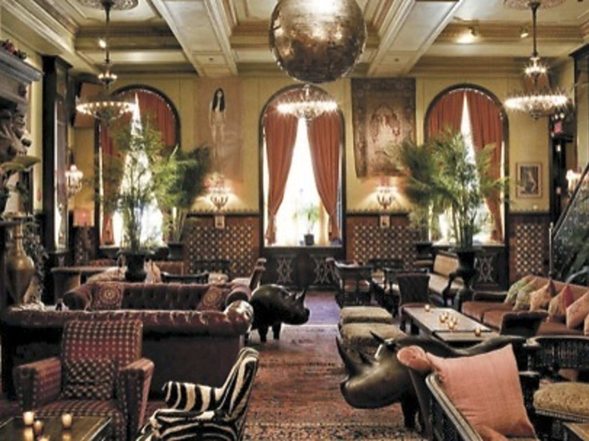 Best Hookup Bars in NYC to Meet People