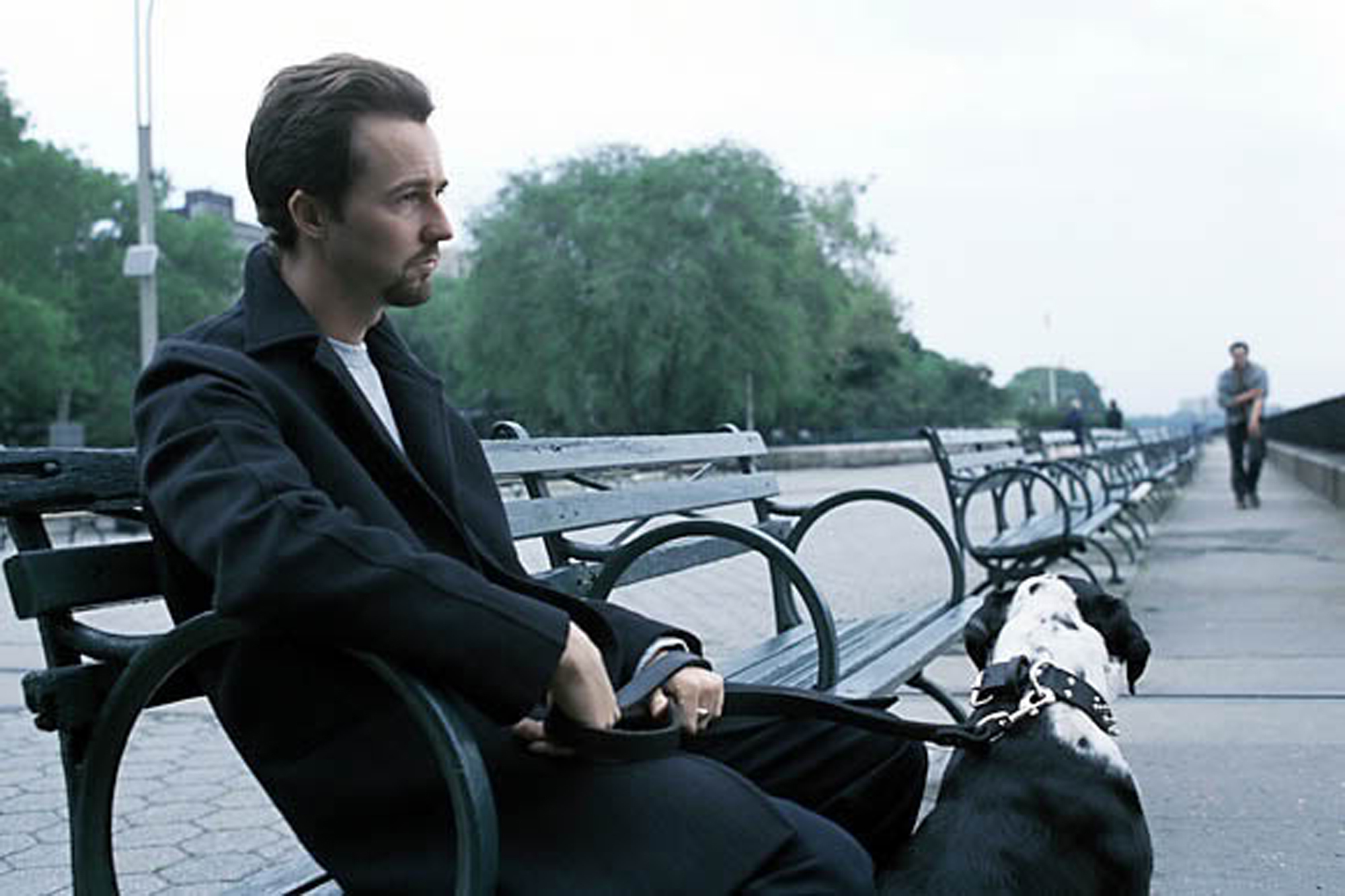 25 й. Эдвард Нортон 25-й час. 25 Час фильм 2002. Эдвард Нортон 25 час. Edward Norton 25th hour.