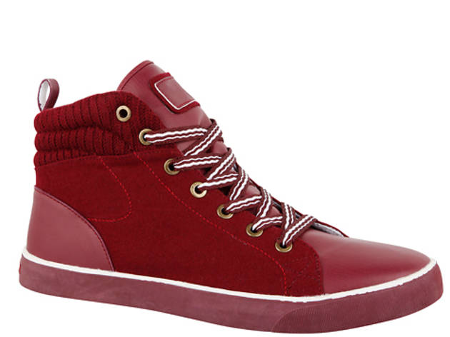 30 Best Men S Fall Shoes Under 100 In New York City 26 30 Champion Hyde Sneakers 40 At Payless Locations Throughout The City Visit Com