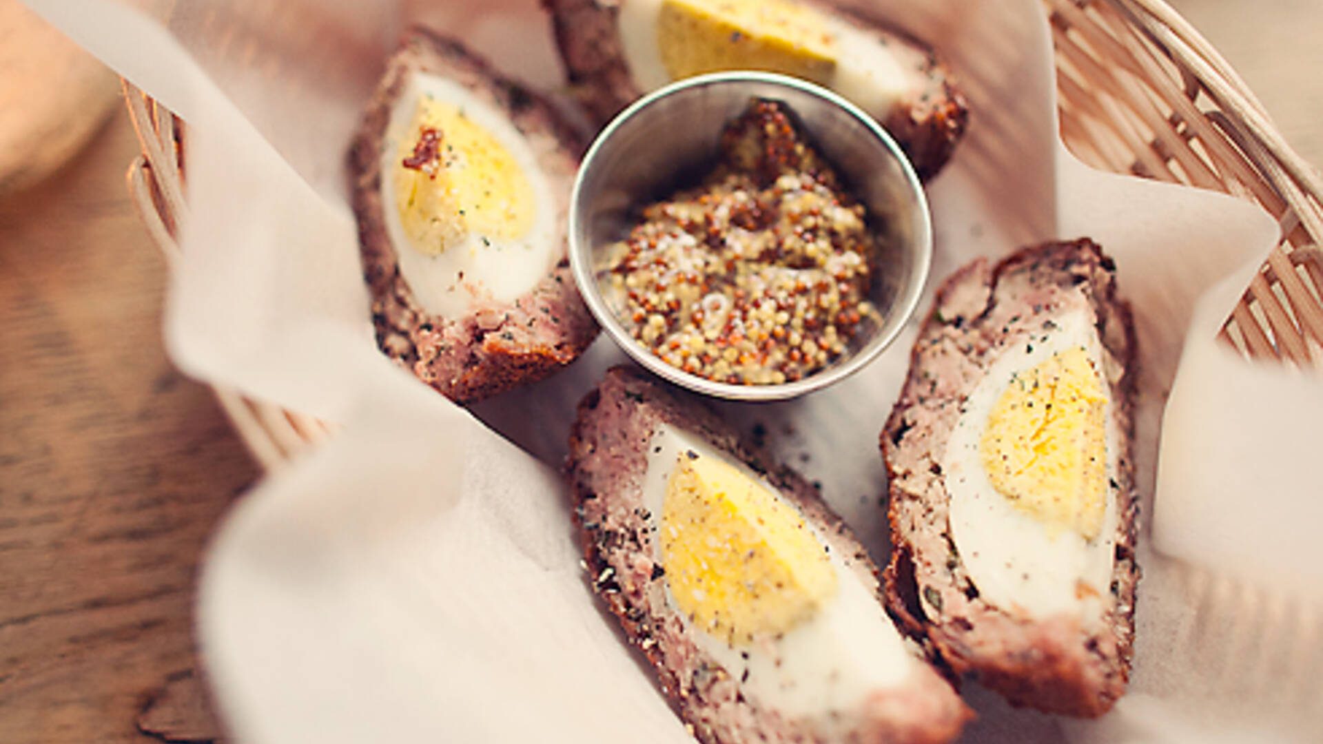 Cheap dinner dates in New York City