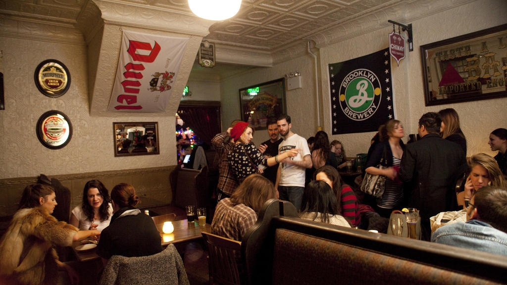 Mugs Ale House Bars in Williamsburg, New York
