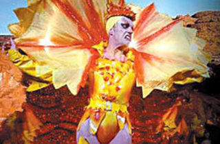 hugo weaving priscilla queen of the desert