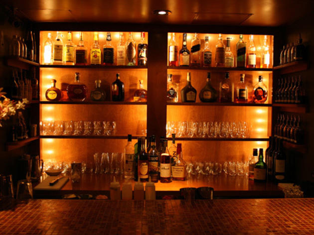 Best Bars In Tribeca The Essential Drinking Spots