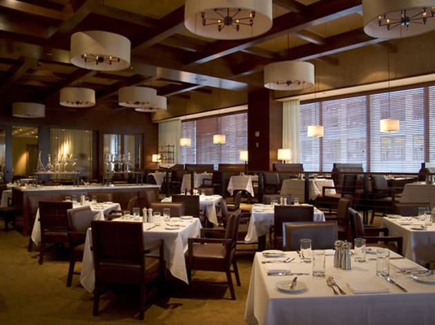 Porter House Bar and Grill | Restaurants in Upper West Side, New York