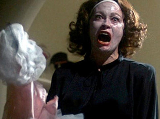 Joan Crawford, Mommie Dearest (1981) Joan Crawford, Mommie Dearest (1981)