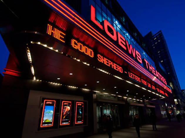 Amc Loews Lincoln Square 13 Movie Theaters In Upper West Side New York