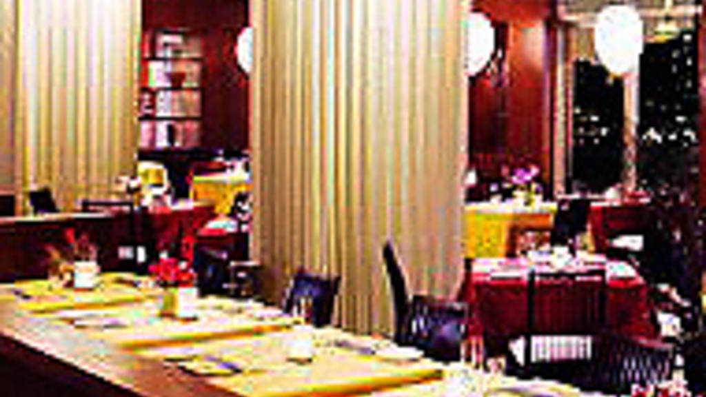 Riverview Restaurants in Long Island City, New York