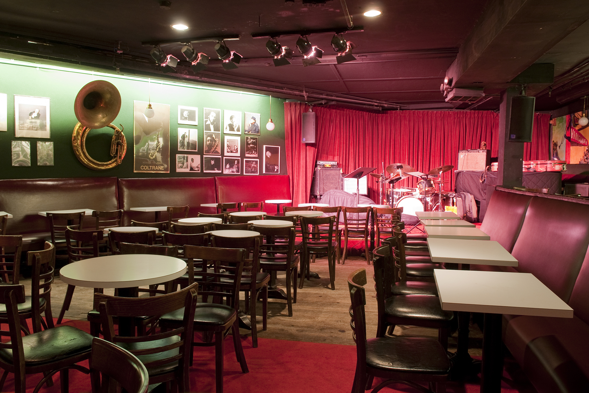 Jazz in NYC guide for info on the city's best jazz shows and clubs