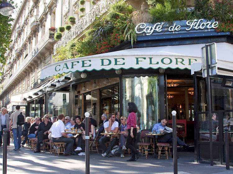 What Time Do Cafés Open in Paris?