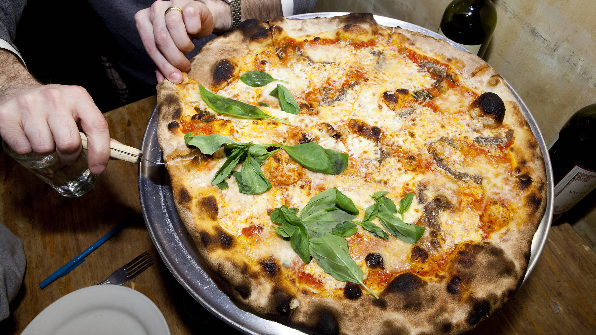 Lucali | Restaurants in Carroll Gardens, New York