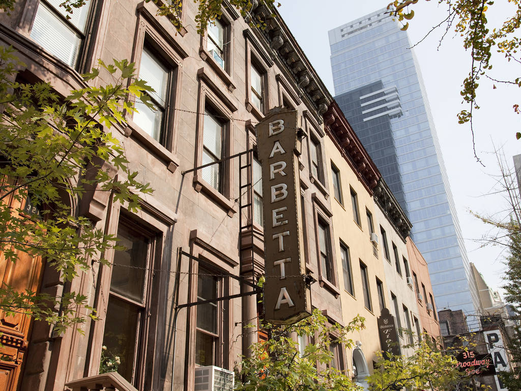 14 Best Restaurant Row NYC Eateries to Visit Before Broadway